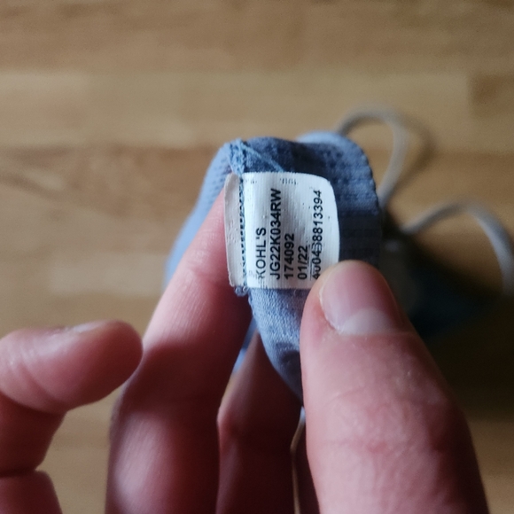 Kohl’s Crop Top - Picture 3 of 8